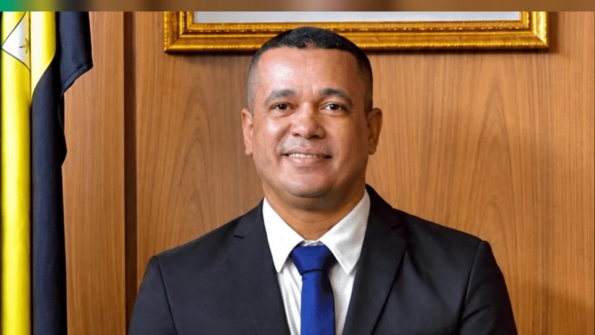 Antonio James - Secretário de segurança